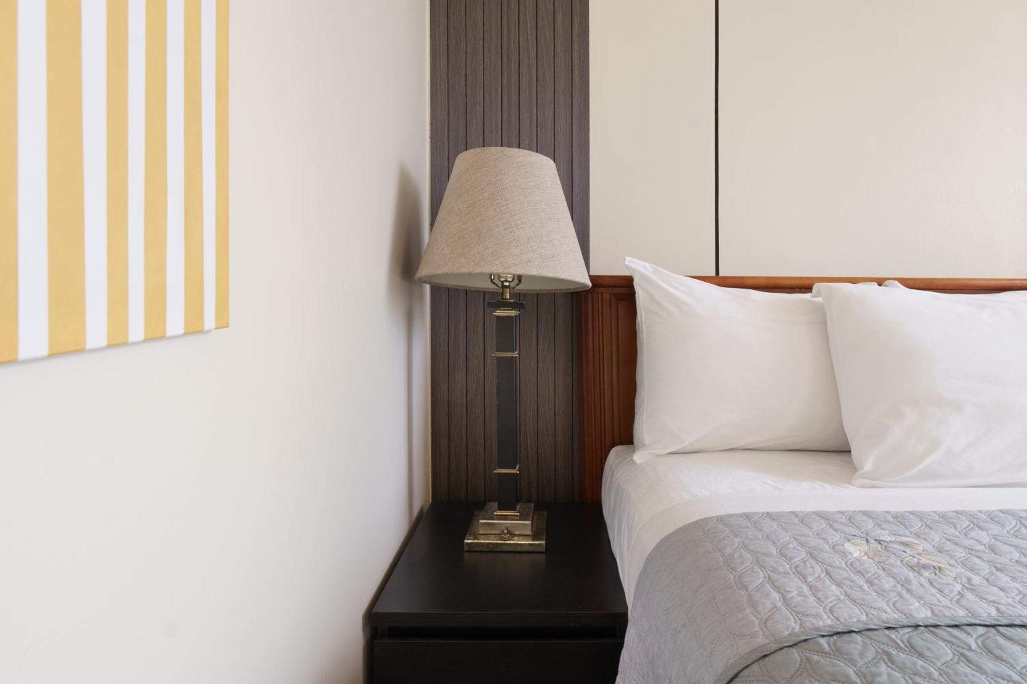 Hotel Auberge Manoir Ville Marie Монреаль Экстерьер фото